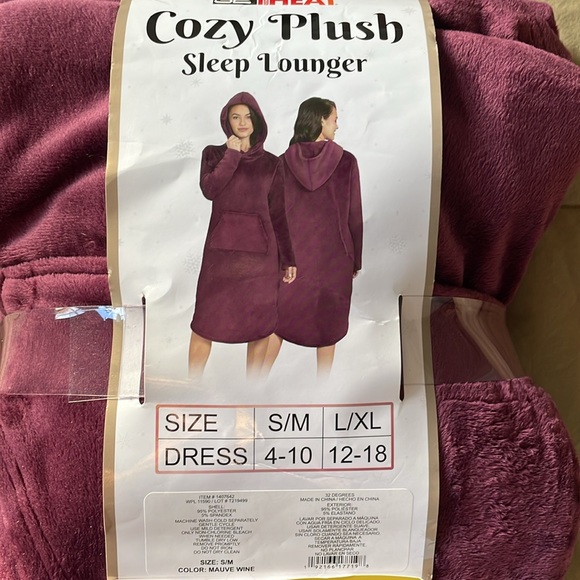 Loungewear - Picture 3 of 4